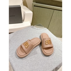 Balenciaga Slippers